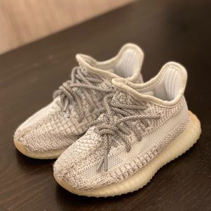 Toddler kids Yeezy boost, size 7